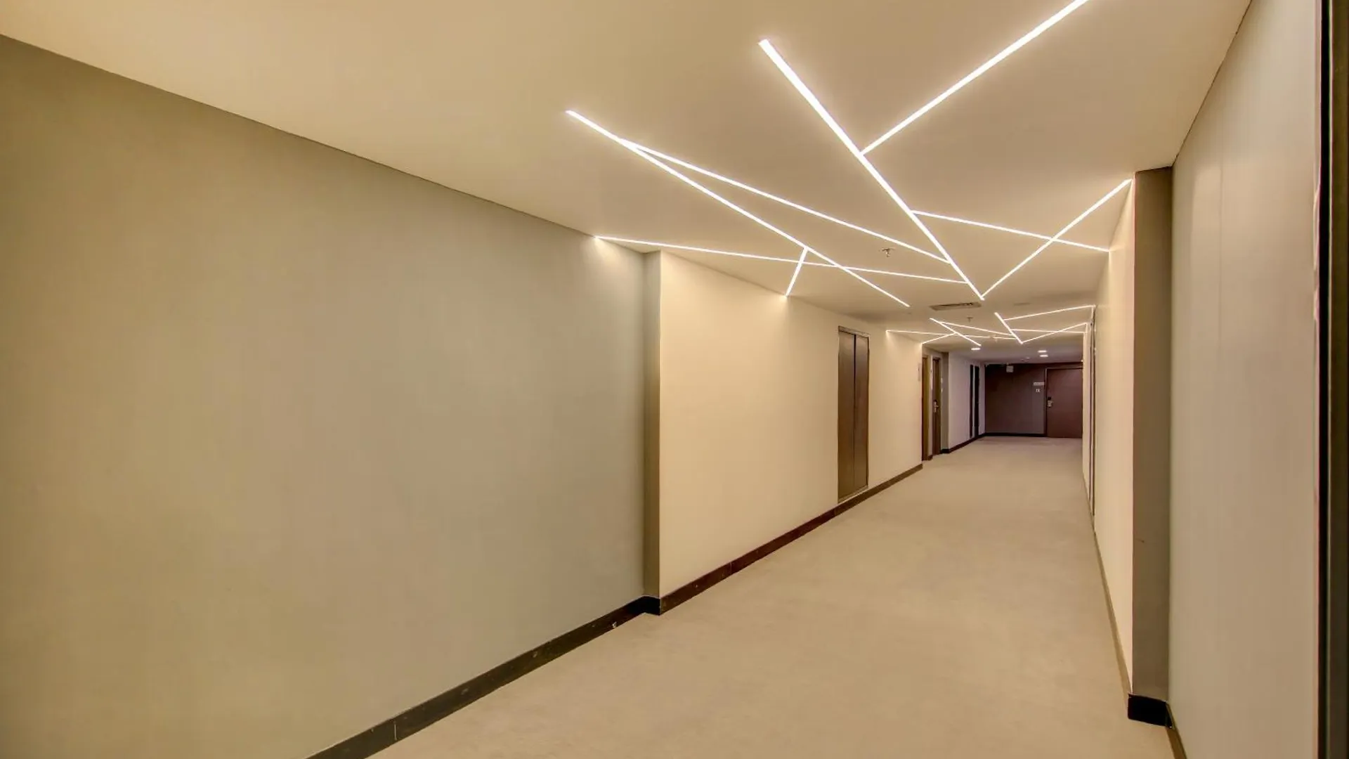 Sunday Hotel Chandigarh Zirakpur 5*,  India